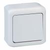  - Legrand Quteo Сер Переключатель 1-клавишный IP44 10А (782334)